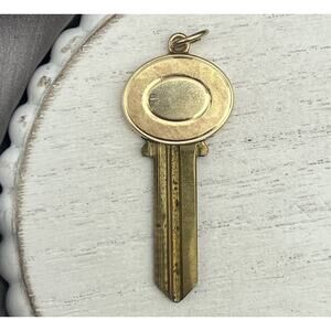 Lindsay 14k Yellow Gold Uncut House Key Pendant 8.47G / 2.2in
